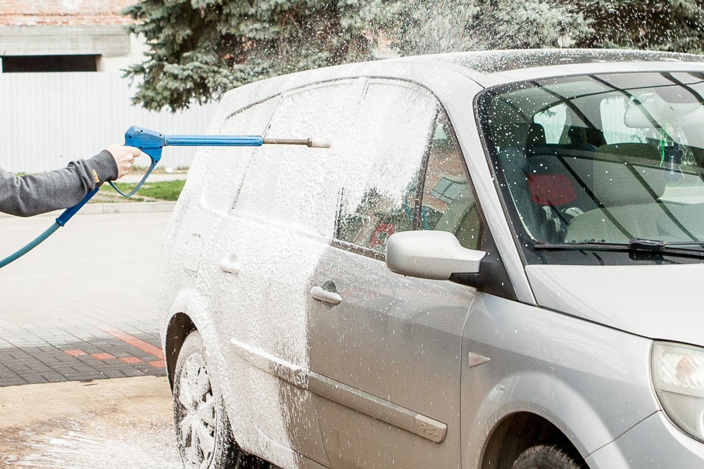 Professional Vehicle Glass Cleaning in Huntington Station, NY