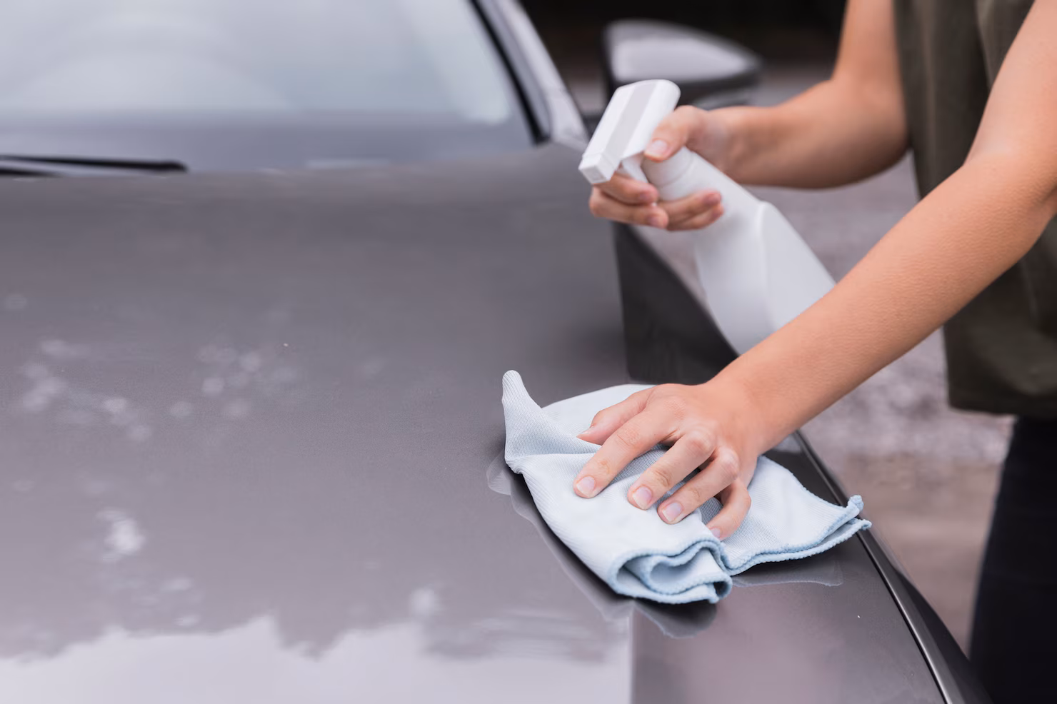 Keep your vehicle cleaner between details