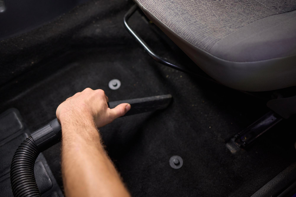 Vehicle Carpet Cleaning for Odor Control