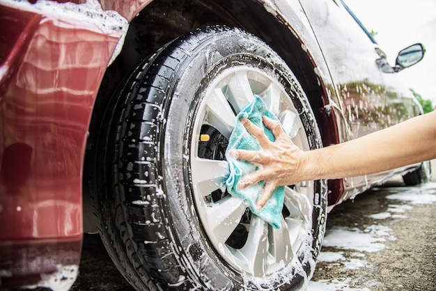 Wheel and Tire Cleaning